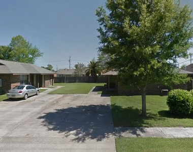 46 Iris Ln - Photo Thumbnail 6