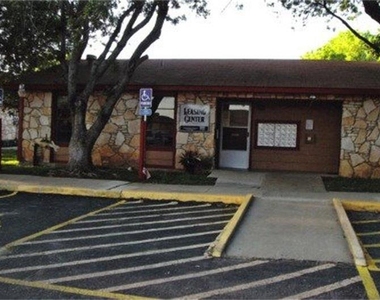 3100 Avenue Q - Photo Thumbnail 1