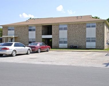 108 Godley Avenue - Photo Thumbnail 1