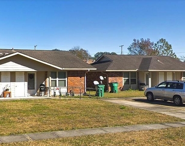 46 Iris Lane - Photo Thumbnail 9