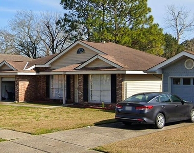 46 Iris Lane - Photo Thumbnail 4