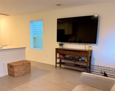 18315 Palazzo Romano Lane - Photo Thumbnail 4