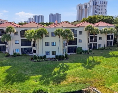 7048 Pelican Bay Boulevard - Photo Thumbnail 39