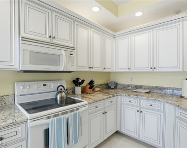 7048 Pelican Bay Boulevard - Photo Thumbnail 14