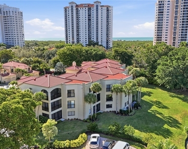 7048 Pelican Bay Boulevard - Photo Thumbnail 40