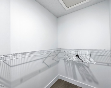 7707 Jewel Lane - Photo Thumbnail 24
