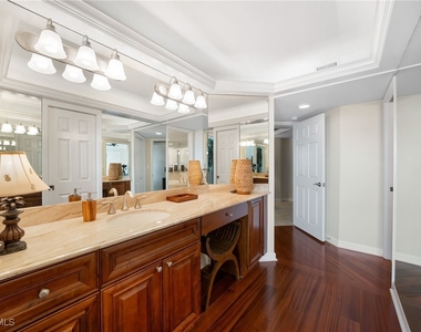4901 Gulf Shore Boulevard N - Photo Thumbnail 7