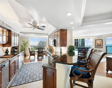 4901 Gulf Shore Boulevard N - Photo Thumbnail 3