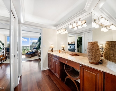 4901 Gulf Shore Boulevard N - Photo Thumbnail 6