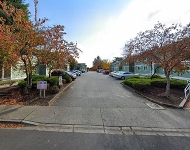 115 Hulbush Ln - Photo Thumbnail 1