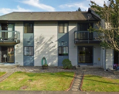 208 Central Avenue - Photo Thumbnail 3
