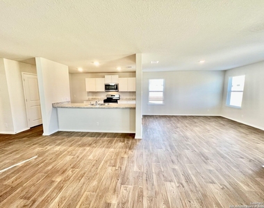 13806 Valley Patch - Photo Thumbnail 5