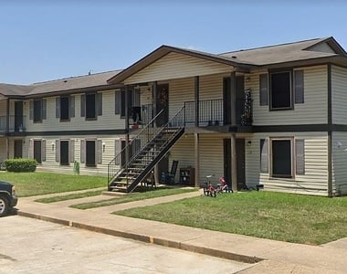 1100 S Adams Street - Photo Thumbnail 6