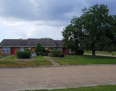 3301 Royal St - Photo Thumbnail 4