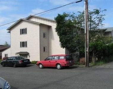 141 S River Street - Photo Thumbnail 5