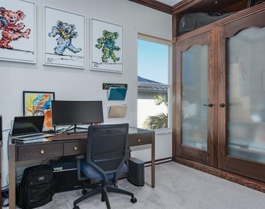 5949 Seabird Drive S - Photo Thumbnail 24