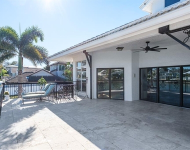 5949 Seabird Drive S - Photo Thumbnail 35