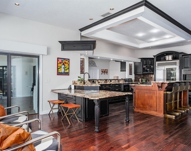 5949 Seabird Drive S - Photo Thumbnail 15