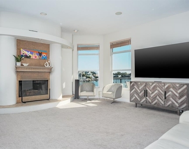 5949 Seabird Drive S - Photo Thumbnail 9