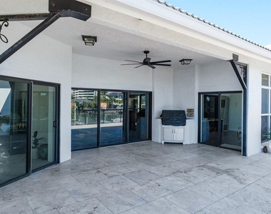 5949 Seabird Drive S - Photo Thumbnail 32