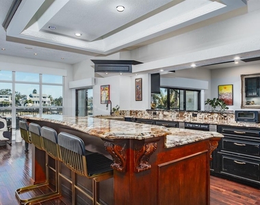 5949 Seabird Drive S - Photo Thumbnail 17