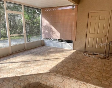1135 Baronscourt Drive - Photo Thumbnail 24