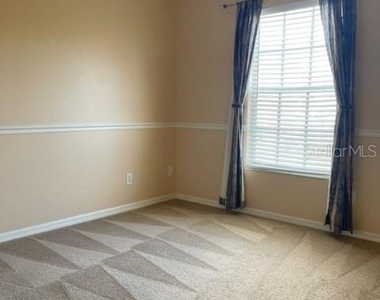 1135 Baronscourt Drive - Photo Thumbnail 18