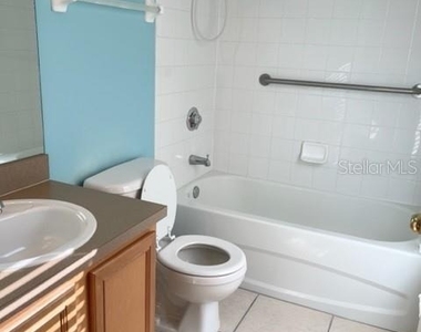 1135 Baronscourt Drive - Photo Thumbnail 16