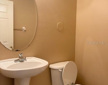 1135 Baronscourt Drive - Photo Thumbnail 20