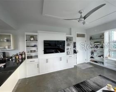 1350 Main Street - Photo Thumbnail 2