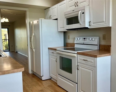 505 30th Avenue W - Photo Thumbnail 1
