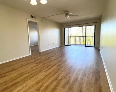 505 30th Avenue W - Photo Thumbnail 5