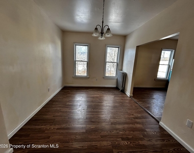 25 Richmond Street - Photo Thumbnail 6