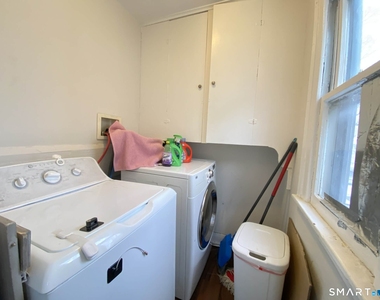 70 Woodbine Street - Photo Thumbnail 6
