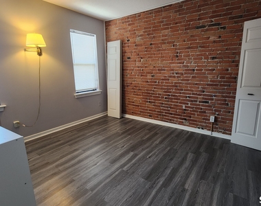 18 Townley Street - Photo Thumbnail 6