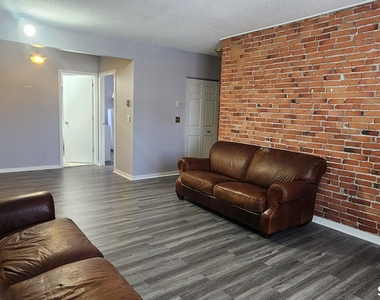 18 Townley Street - Photo Thumbnail 1