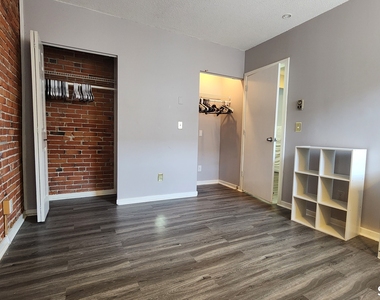 18 Townley Street - Photo Thumbnail 7