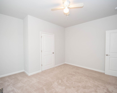 147 Soundview Trace - Photo Thumbnail 27