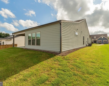 147 Soundview Trace - Photo Thumbnail 32
