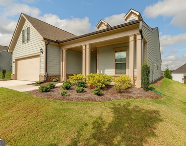147 Soundview Trace - Photo Thumbnail 2