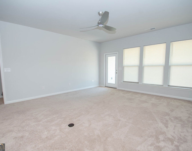 147 Soundview Trace - Photo Thumbnail 23