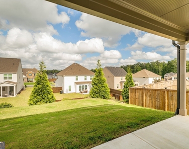 147 Soundview Trace - Photo Thumbnail 36