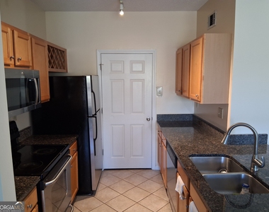 4333 Dunwoody Park - Photo Thumbnail 1