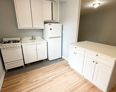 85-11 34th Avenue - Photo Thumbnail 3