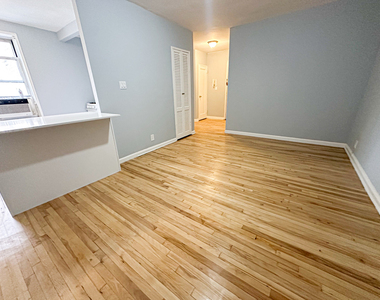 85-11 34th Avenue - Photo Thumbnail 2