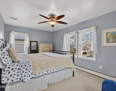 211 Lareine Avenue - Photo Thumbnail 19