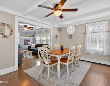 211 Lareine Avenue - Photo Thumbnail 7