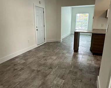 130 Antiquera Avenue - Photo Thumbnail 5