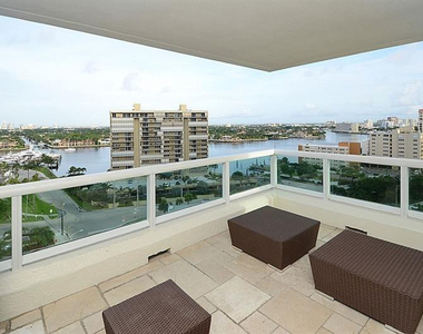 101 S Fort Lauderdale Beach Boulevard - Photo Thumbnail 2