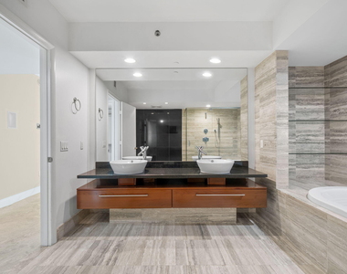 101 S Fort Lauderdale Beach Boulevard - Photo Thumbnail 27